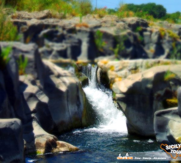 Esperienze Mountain Biking - Alcantara River MTB Tour - © Sicily Bike Tourist Service 02