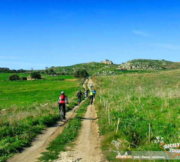 Esperienze Mountain Biking - Simeto in MTB - © Sicily Bike Tourist Service 01